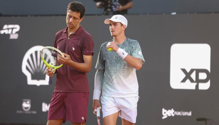 Onde assistir João Fonseca e Marcelo Melo na semifinal de duplas do Rio Open?