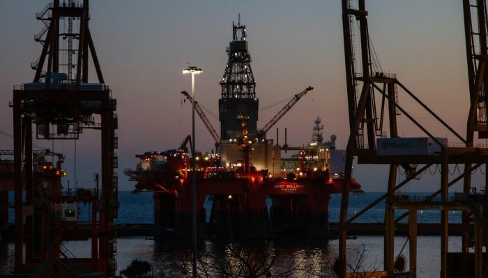 EUA vai liberar 172 milhões de barris da reserva, diz secretário de Energia