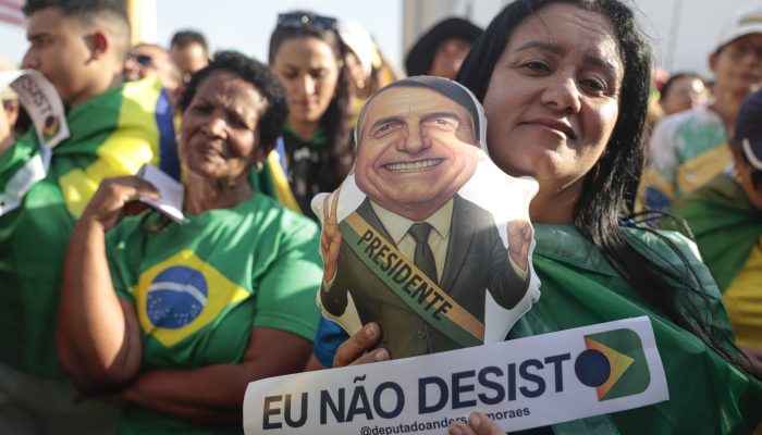 Bolsonaro pede reavaliação da preventiva por motivo de saúde