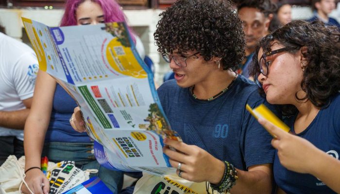 Campanha em escolas do DF alerta para prevenção de desastre climático