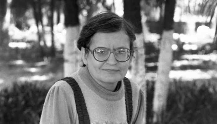 Grande homenageada da Flip, Orides Fontela é tema de palestra na Casa da Palavra
