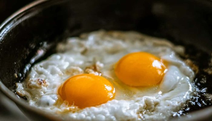 Ovo frito perfeito! Poucos sabem, mas um ingrediente o torna muito melhor