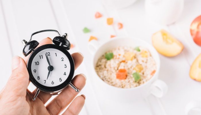 Comer carboidrato no jantar leva ao pré-diabetes? Entenda