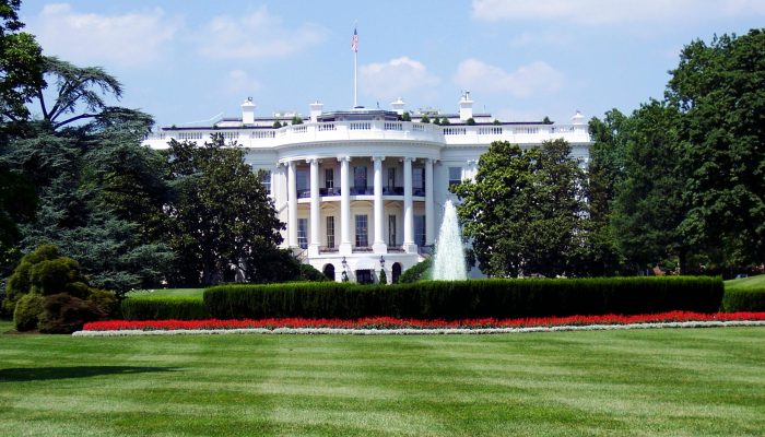 Governo Trump planeja US$6,4 bilhões em vendas de armas para
