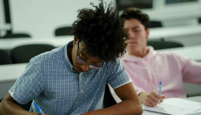 STJ julga se salário de aprendiz integra base de cálculo previdenciário