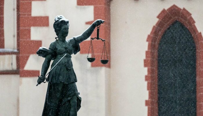 crescimento acelera e alerta para ética e regulação
