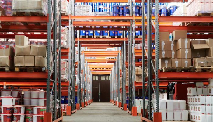Galpões logísticos valorizam 34% no m² em 3 anos e atingem menor taxa de vacância