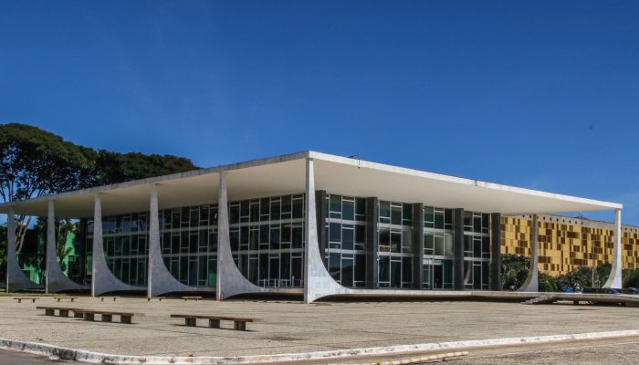 STF mantém revogação de tese favorável à revisão da vida toda