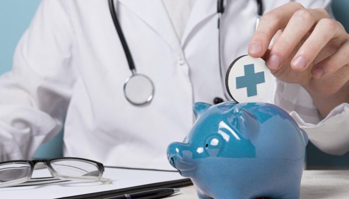 ANS define teto de 5,11% de reajuste para planos de saúde; veja quem entra na regra