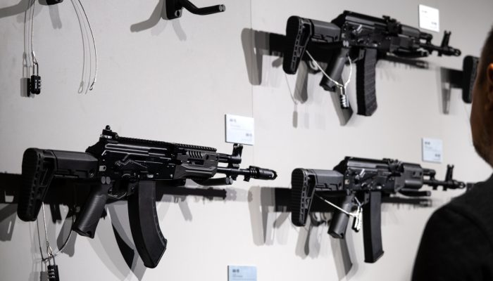 Maioria do STF valida decretos de Lula sobre armas de fogo