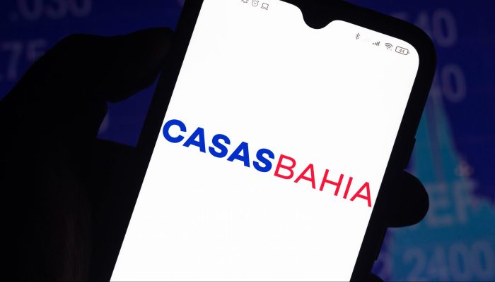 Casas Bahia segue evolução, mas “ponto fraco” continua e ações caem forte após 3T