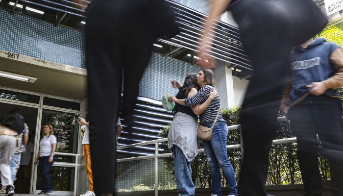 Mulheres representam 60% das inscrições no Enem 2025