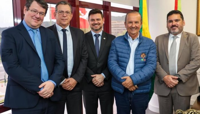 FENACON apresenta oficialmente a CONESCAP 2025 ao governador de Santa Catarina – Sistema FENACON