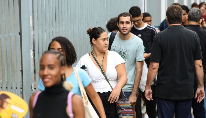 Enem 2025: cerca de 70% dos inscritos fizeram as duas etapas da prova