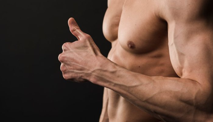 Treino de peito: 5 exercícios que você pode fazer em casa