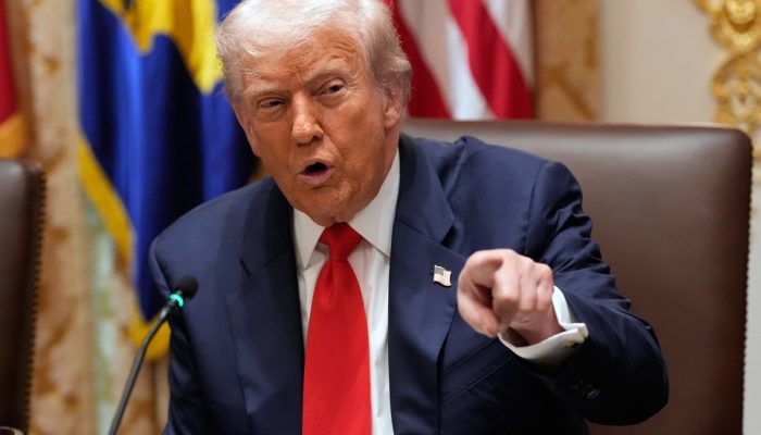 Trump diz que ninguém pode atravessar bloqueio imposto a petroleiros da Venezuela | Mundo