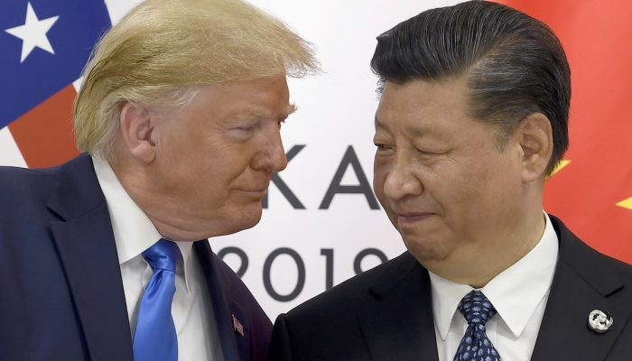 Trump suaviza tom com a China em busca de reunião com Xi e acordo comercial | Mundo