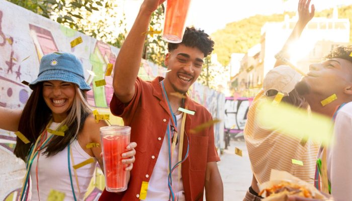 Carnaval: como se proteger da desidratação na folia