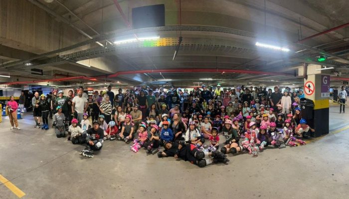 Patinação volta ao Atrium Shopping com Festa do Branco e programação especial de férias