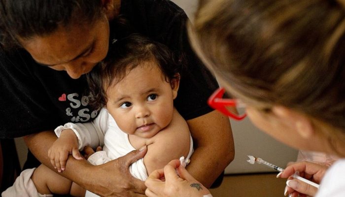 Meningite: vacina ACWY para bebês chega ao SUS