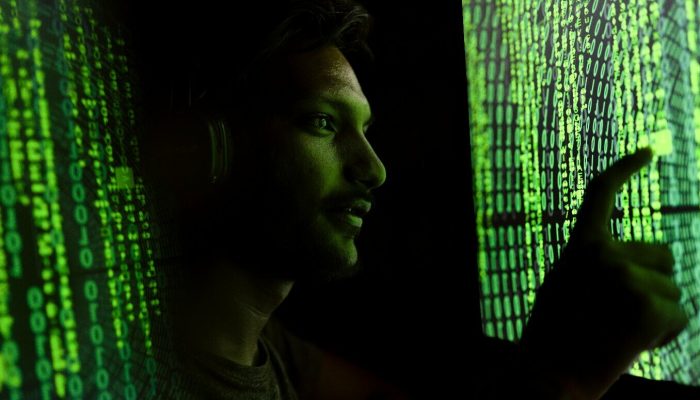 Vazamento em plataforma expõe dados e eleva risco de fraudes