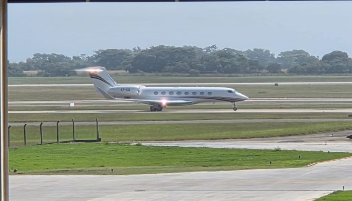1 de 1Jatinho onde estava a cantora Shakira — Foto: g1