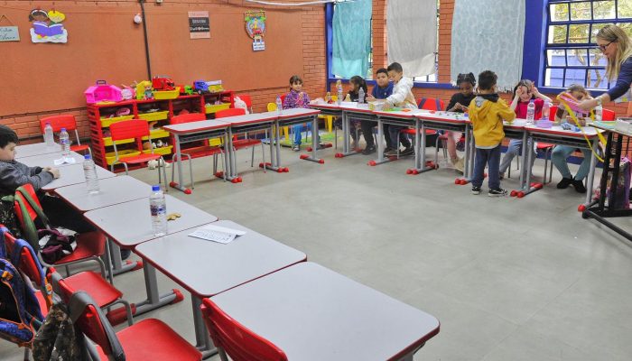 Para especialistas, alfabetização na idade correta é marco para o país