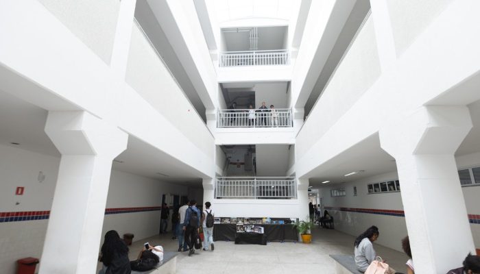Escola em tempo integral deve ter jornada mínima de 35 horas semanais